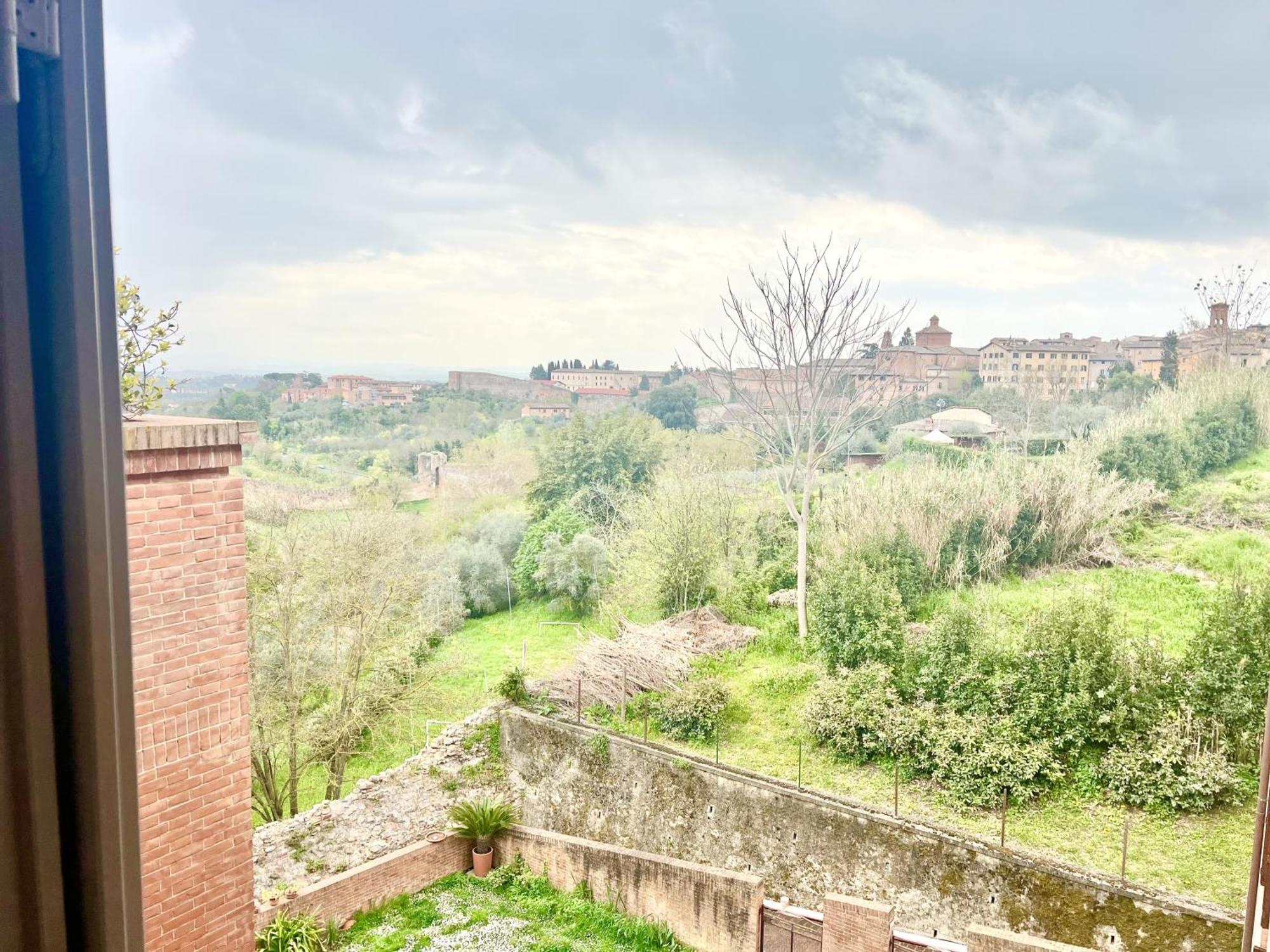 Provenzano Top Floor Siena Exterior foto